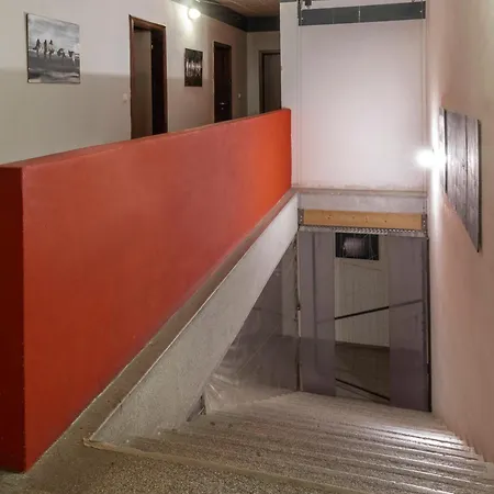 Poton Art Centre